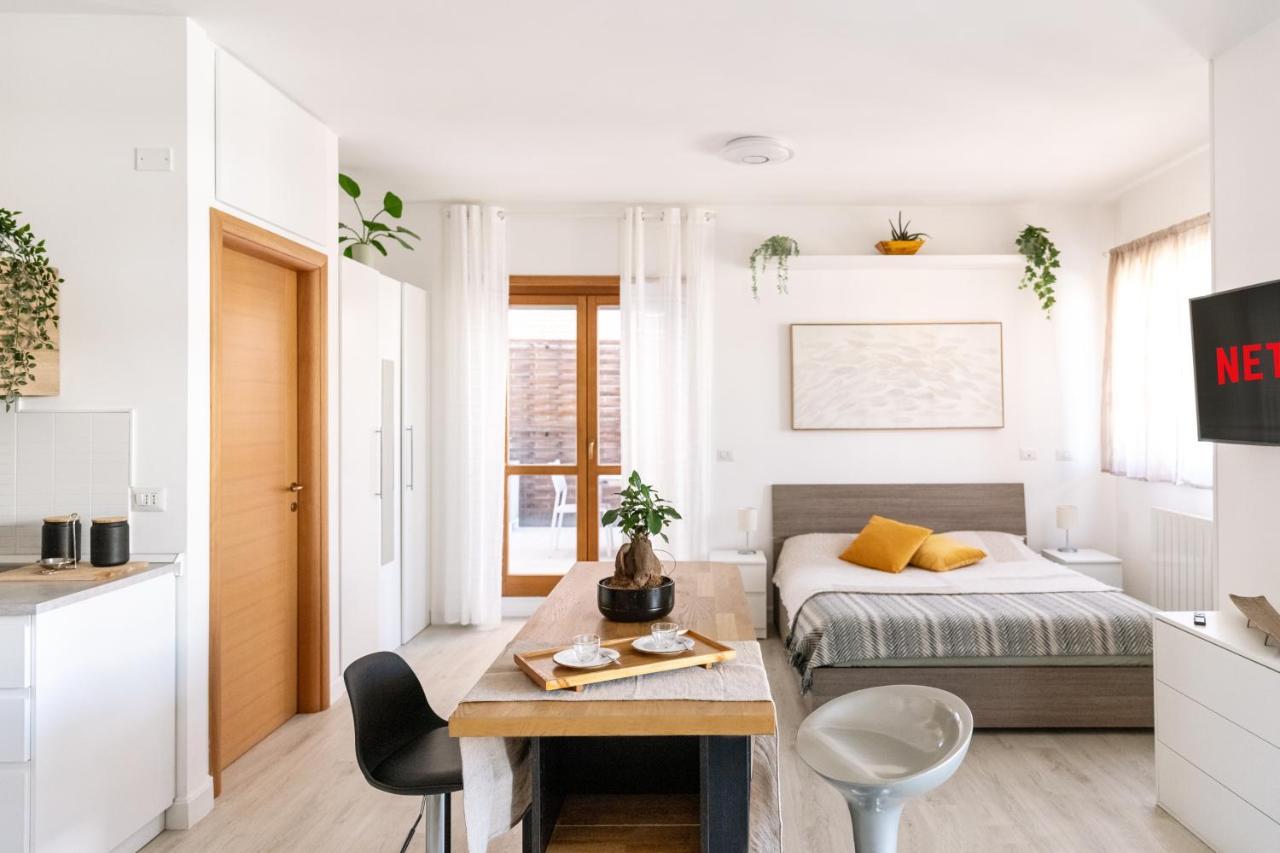 Loft Con Terrazzo - 3 Min Dalle Autostrade By Followgreenhouseโรม ภายนอก รูปภาพ